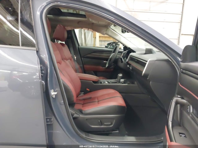 43770815 :رقم المزاد ، 7MMVAADW6SN124237 vin ، 2025 Mazda Cx-50 Hybrid Premium Package مزاد بيع