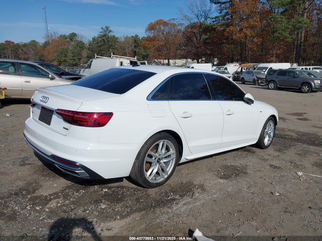 2022 AUDI A4 WAUEAAF47NN014701 Photo 3