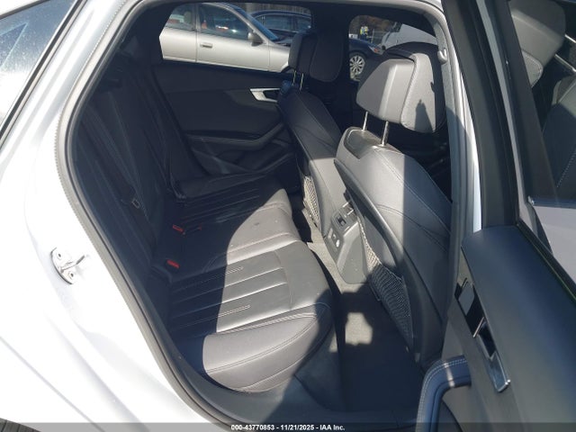 2022 AUDI A4 WAUEAAF47NN014701 Photo 7