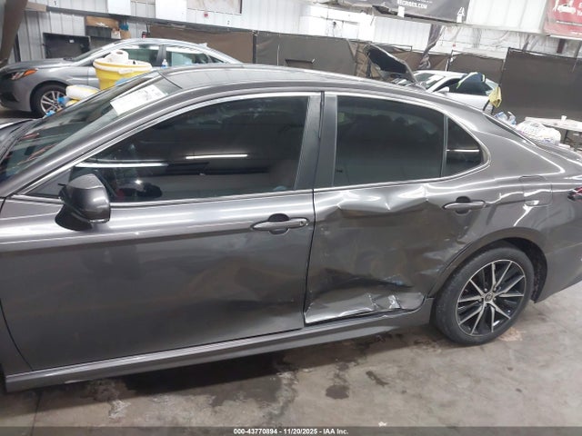 4T1G11AK5RU873214 Toyota CAMRY SE