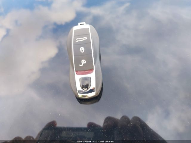 2015 PORSCHE MACAN WP1AB2A58FLB44826 Photo 10