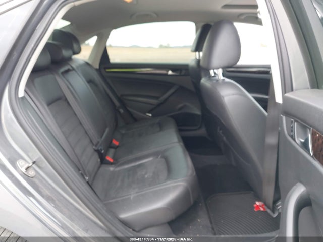2014 VOLKSWAGEN PASSAT 1VWCN7A3XEC084010 Photo 7