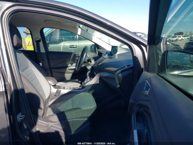 2016 FORD ESCAPE 1FMCU9GX7GUA49915 Photo 4