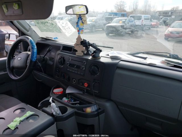 2011 FORD E-350 SUPER DUTY 1FBSS3BL3BDA28502 Photo 4