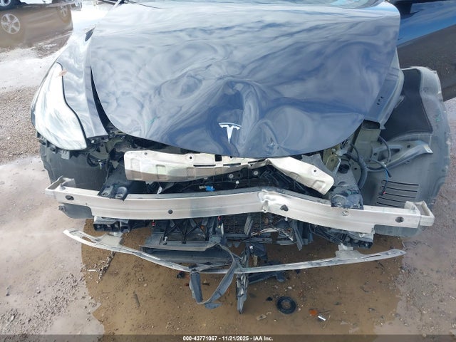 2024 TESLA MODEL Y 7SAYGDEE6RA293752 Photo 5