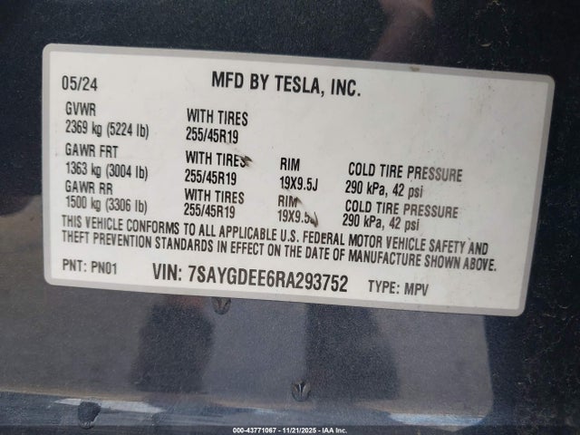 2024 TESLA MODEL Y 7SAYGDEE6RA293752 Photo 8