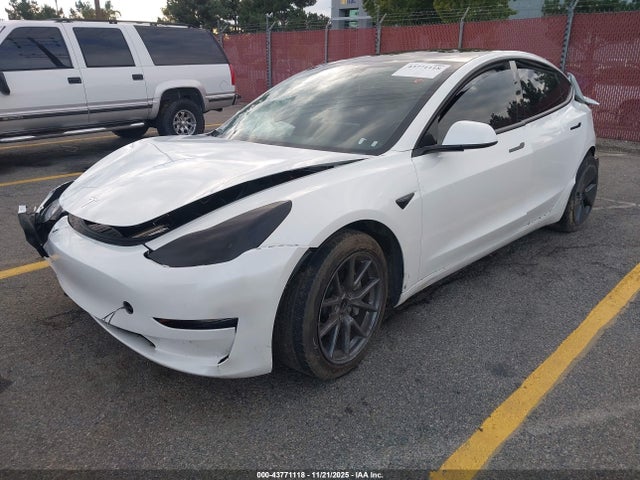 2023 TESLA MODEL 3 5YJ3E1EA2PF582748 Photo 1