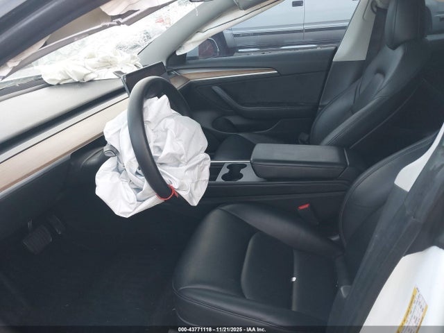 2023 TESLA MODEL 3 5YJ3E1EA2PF582748 Photo 4