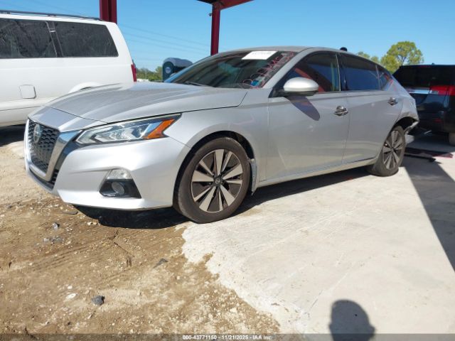 2019 NISSAN ALTIMA 1N4BL4DV6KC137626 Photo 1