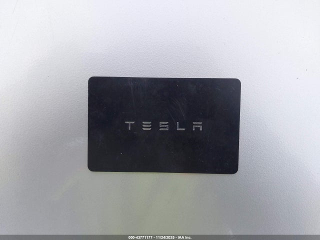 2023 TESLA MODEL Y 7SAYGAEE0PF811191 Photo 10