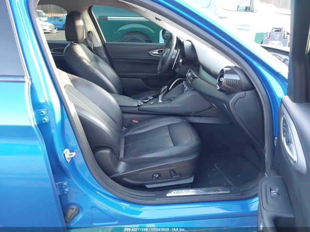 2017 ALFA ROMEO GIULIA ZARFAEDN1H7558720 Photo 4