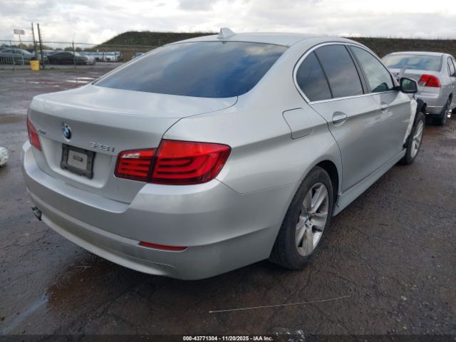 2013 BMW 528I WBAXH5C51DDW16846 Photo 3