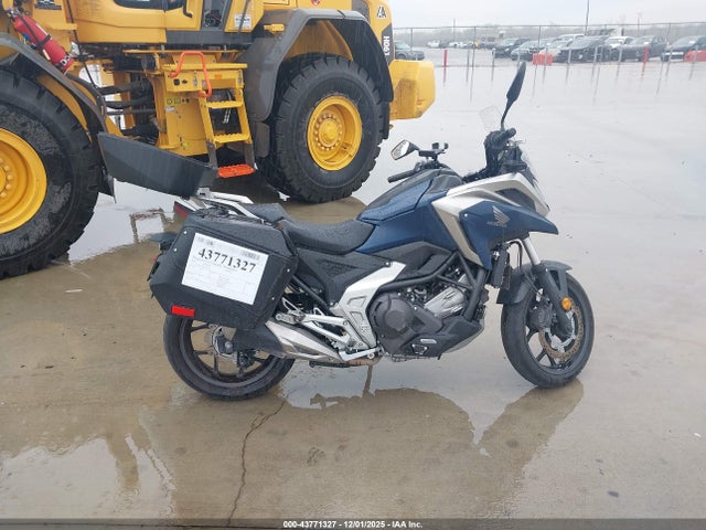 JH2RH0917RK300218 Honda Nc750 Xd