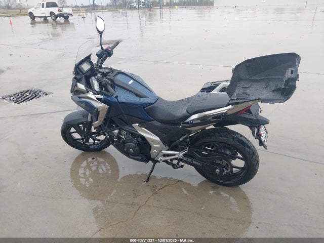 JH2RH0917RK300218 Honda Nc750 Xd
