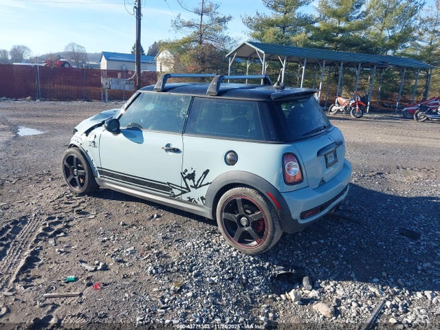 2012 MINI COOPER S WMWSV3C50CTY19352 Photo 2