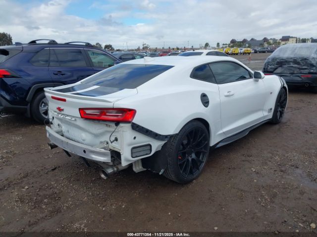 2017 CHEVROLET CAMARO 1G1FB1RS5H0213187 Photo 3