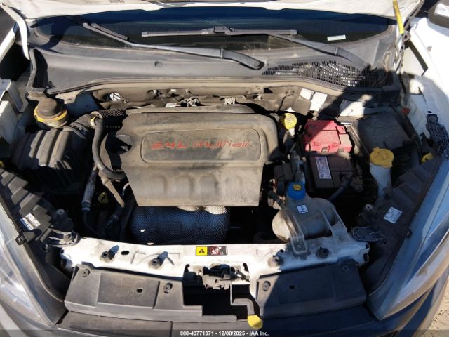 2019 RAM PROMASTER CITY ZFBHRFAB1K6M17805 Photo 9