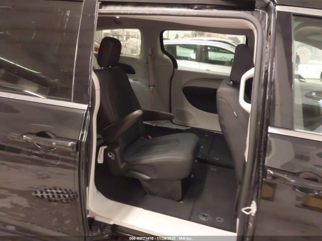 2019 CHRYSLER PACIFICA 2C4RC1DGXKR652113 Photo 7