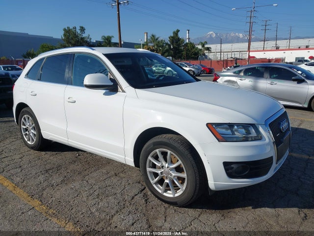 2011 AUDI Q5 WA1CFAFPXBA086902 Photo 0