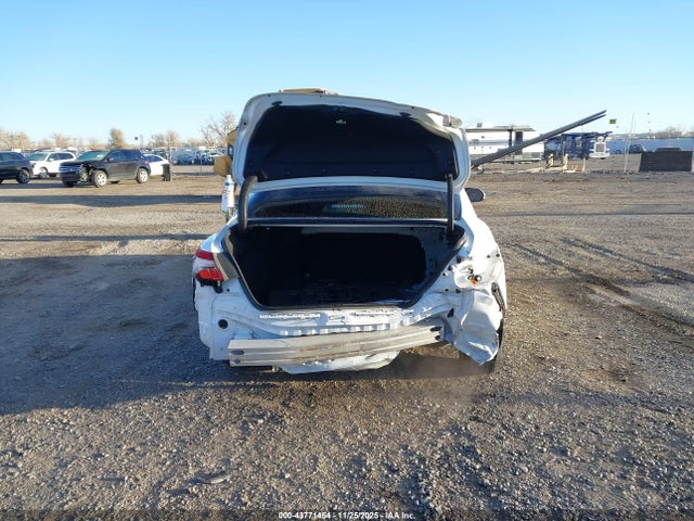 4T1C11AK7NU012058 Toyota CAMRY LE