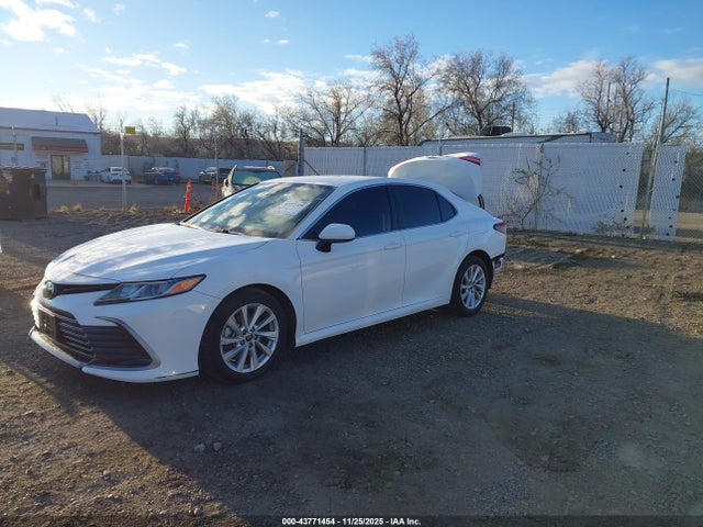 4T1C11AK7NU012058 Toyota CAMRY LE