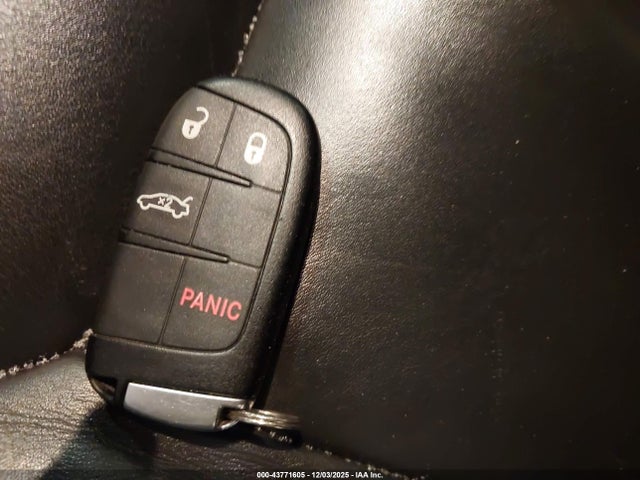 Продажа на аукционе авто 2014 Chrysler 300 Touring, vin: 2C3CCAAG2EH107032, номер лота: 43771605