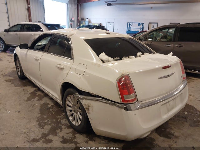 Продажа на аукционе авто 2014 Chrysler 300 Touring, vin: 2C3CCAAG2EH107032, номер лота: 43771605