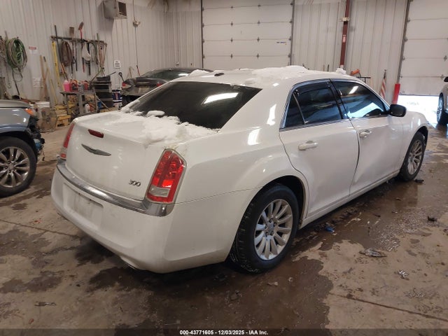 Продажа на аукционе авто 2014 Chrysler 300 Touring, vin: 2C3CCAAG2EH107032, номер лота: 43771605