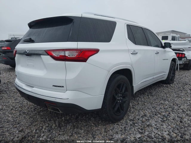 43771706 :رقم المزاد ، 1GNERKKW7KJ207661 vin ، 2019 Chevrolet Traverse Premier مزاد بيع