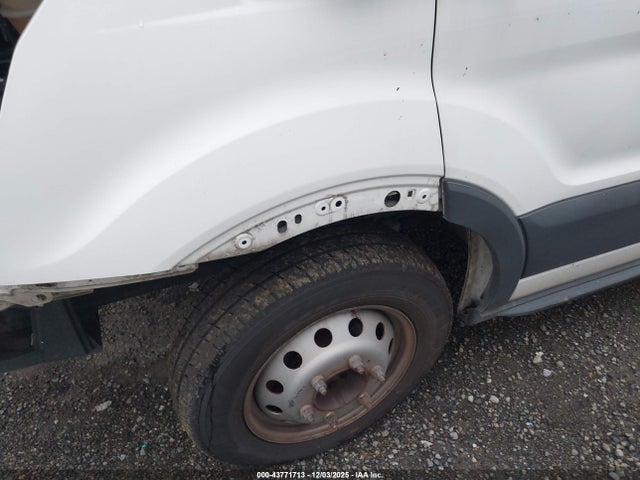 Ford Transit-350 Xl 2018 1FBVU4XM7JKA18841 Image 12