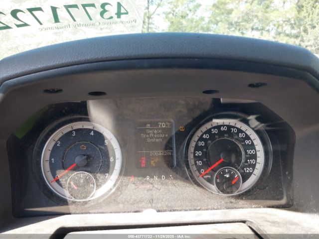 2017 RAM 1500 1C6RR7KG2HS639875 Photo 6