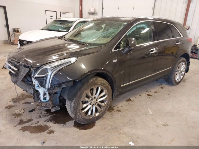 2018 CADILLAC XT5 1GYKNGRS6JZ195472 Photo 1