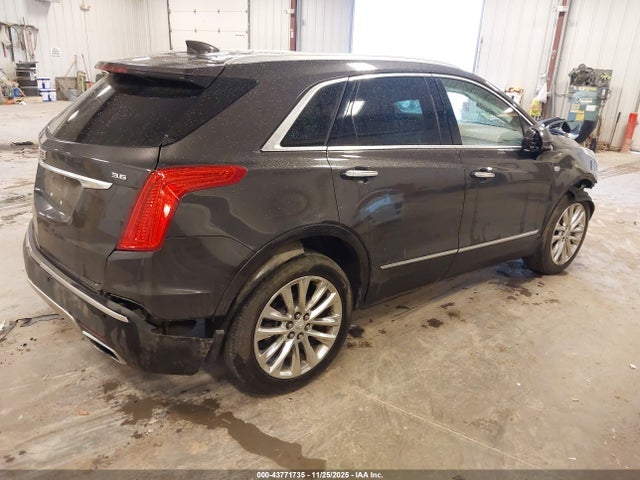 2018 CADILLAC XT5 1GYKNGRS6JZ195472 Photo 3