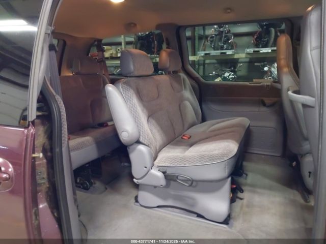 2000 CHRYSLER GRAND VOYAGER 2C4GJ44G0YR672491 Photo 7
