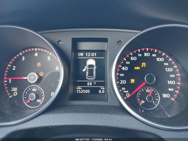 2011 Volkswagen Gti 2-door მანქანა იყიდება აუქციონზე, vin: WVWEV7AJ7BW187924, აუქციონის ნომერი: 43771757