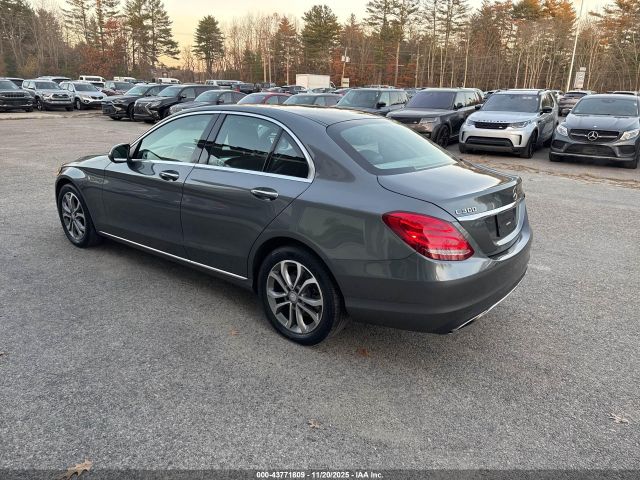 2017 MERCEDES-BENZ C 300 55SWF4KB5HU197550 Photo 2