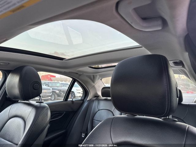 2017 MERCEDES-BENZ C 300 55SWF4KB5HU197550 Photo 5