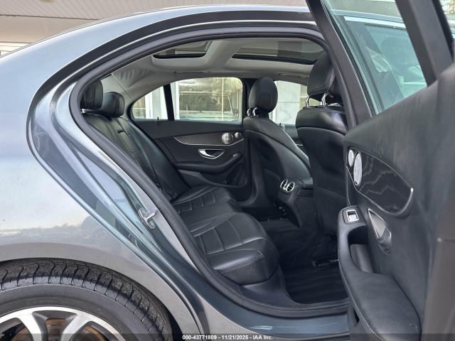 2017 MERCEDES-BENZ C 300 55SWF4KB5HU197550 Photo 7