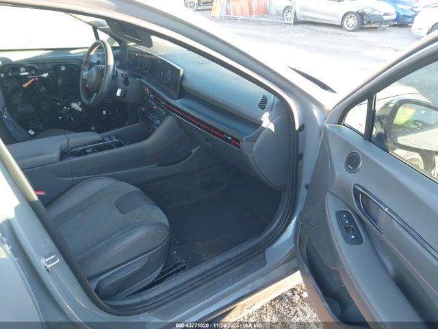 2025 HYUNDAI SONATA KMHL54JC1SA444530 Photo 4