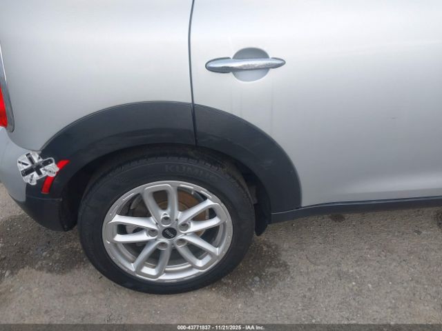 2015 MINI COUNTRYMAN WMWZB3C50FWR42675 Photo 5