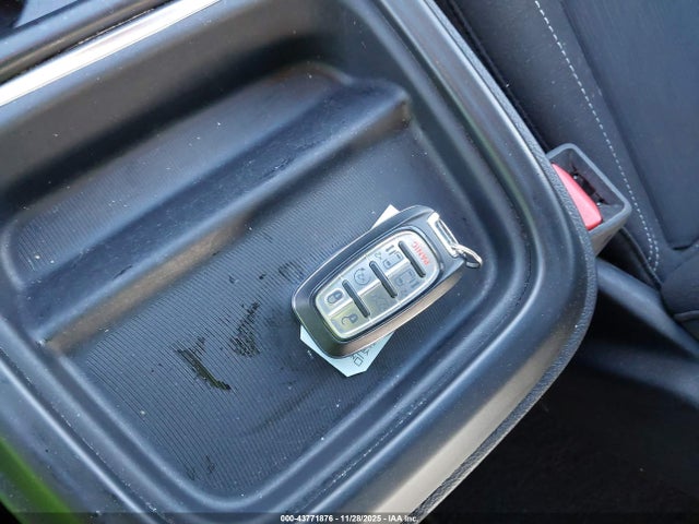 Продаж на аукціоні авто 2022 Chrysler Pacifica Touring, vin: 2C4RC1FG0NR123464, номер лоту: 43771876