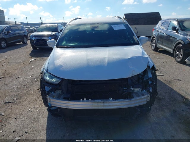 Продаж на аукціоні авто 2022 Chrysler Pacifica Touring, vin: 2C4RC1FG0NR123464, номер лоту: 43771876