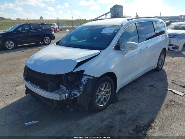 Продаж на аукціоні авто 2022 Chrysler Pacifica Touring, vin: 2C4RC1FG0NR123464, номер лоту: 43771876