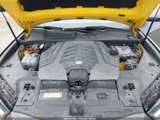 2022 LAMBORGHINI URUS ZPBUA1ZL5NLA19322 Photo 9
