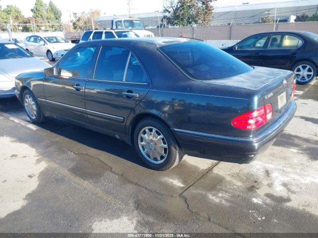 1997 MERCEDES-BENZ E 320 WDBJF55FXVA310654 Photo 2