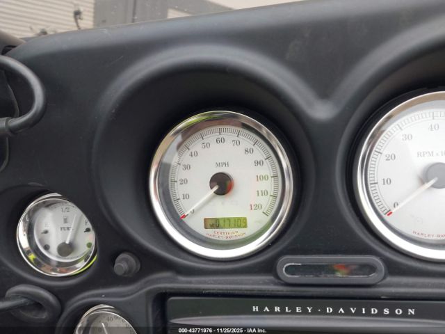 2006 HARLEY-DAVIDSON FLHXI 1HD1KBW116Y669672 Photo 6