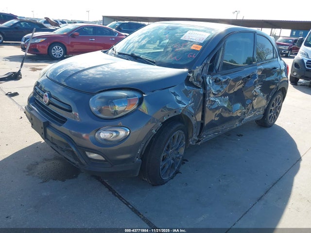 2017 FIAT 500X ZFBCFXCB4HP615562 Photo 1