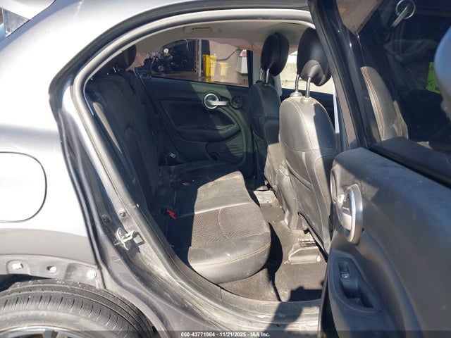 2017 FIAT 500X ZFBCFXCB4HP615562 Photo 7