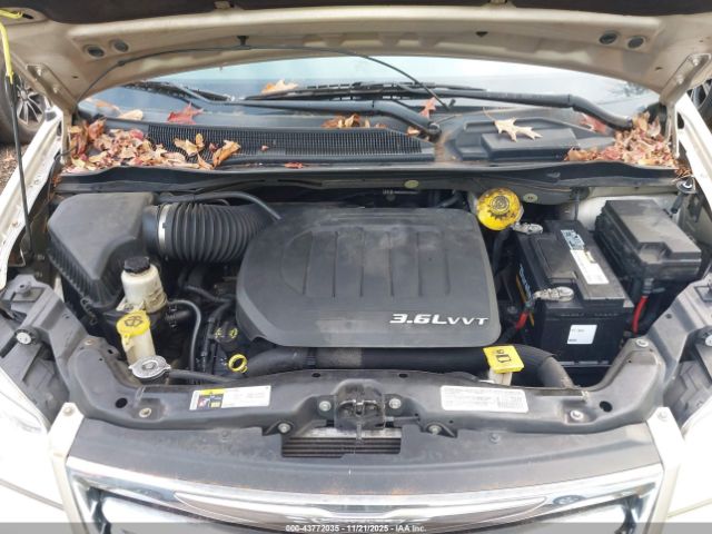 2014 CHRYSLER TOWN & COUNTRY 2C4RC1CG8ER228628 Photo 9