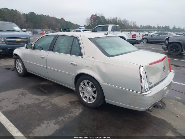 2008 CADILLAC DTS 1G6KD57Y58U152577 Photo 2